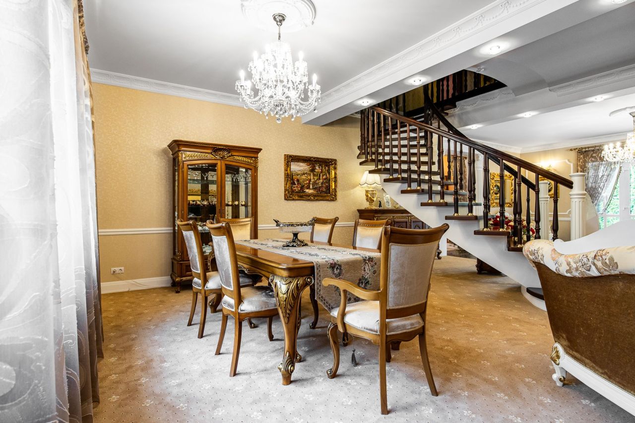 Коттедж Тарасово, Беларусь, 443.2 м² - фото 8