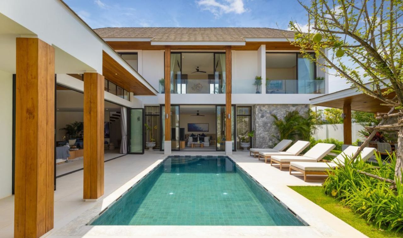 Вилла на пляже Бангтао, Таиланд, 574 м² - фото 1