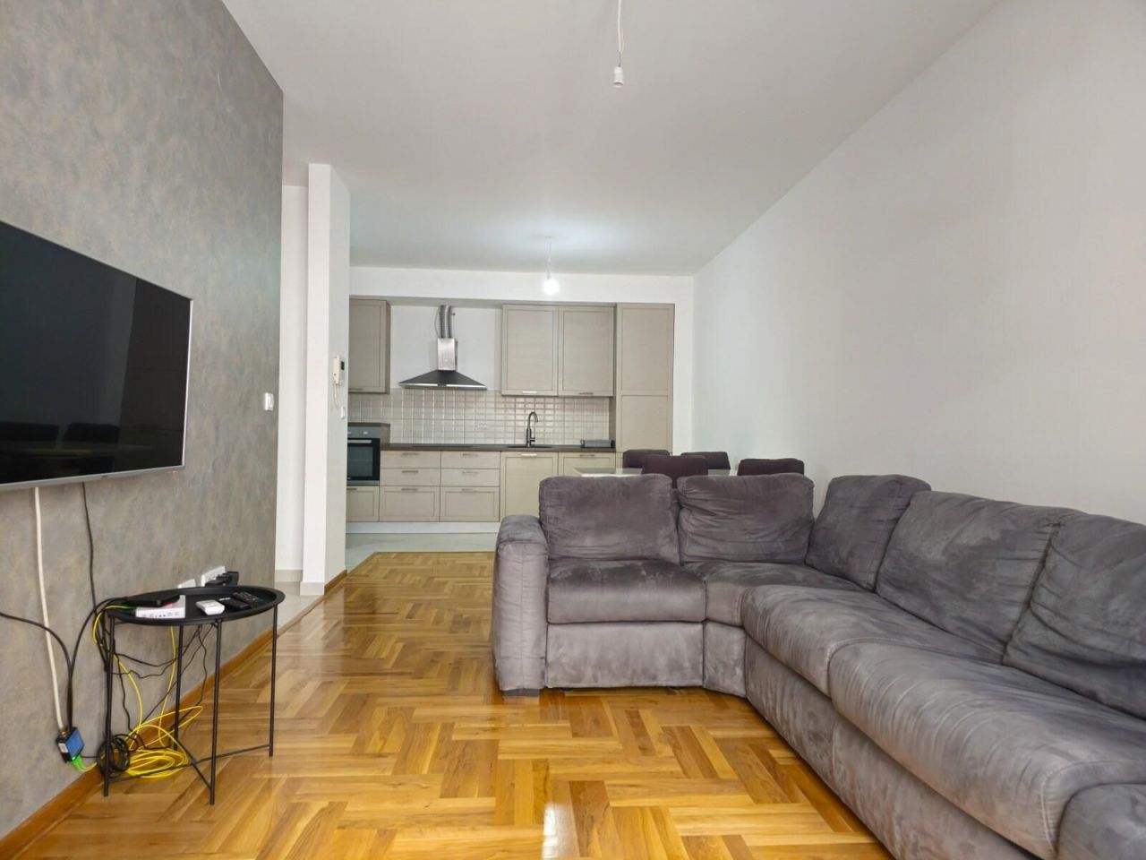 Квартира в Бечичи, Черногория, 48 м² - фото 1