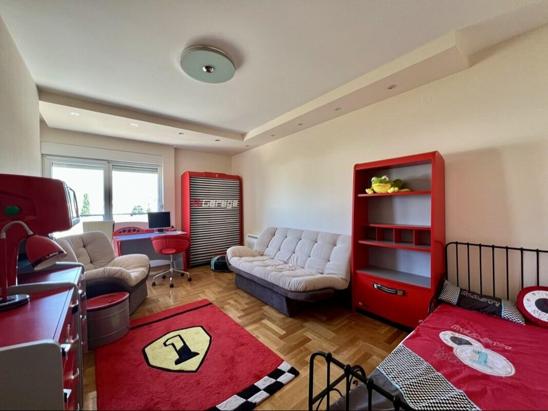 Квартира в Баре, Черногория, 95 м² - фото 2