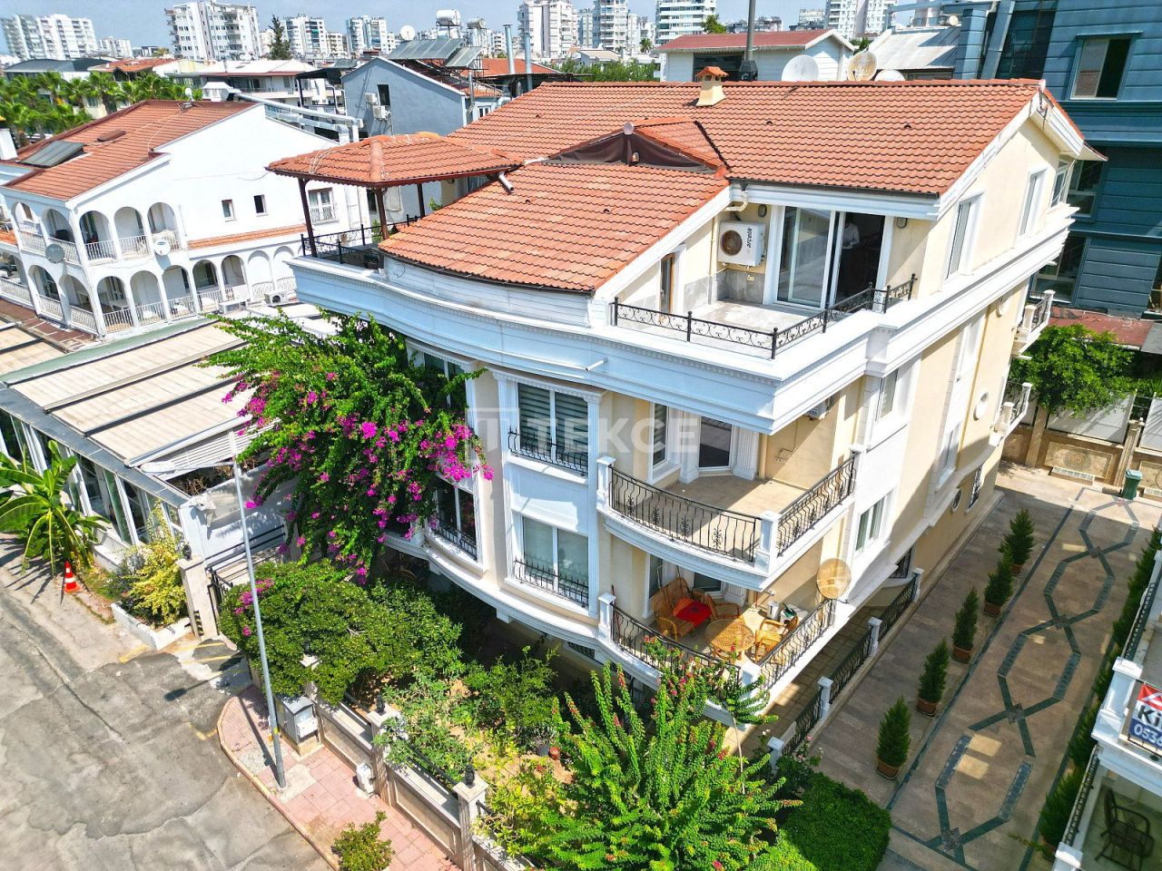Апартаменты в Анталии, Турция, 220 м² - фото 1