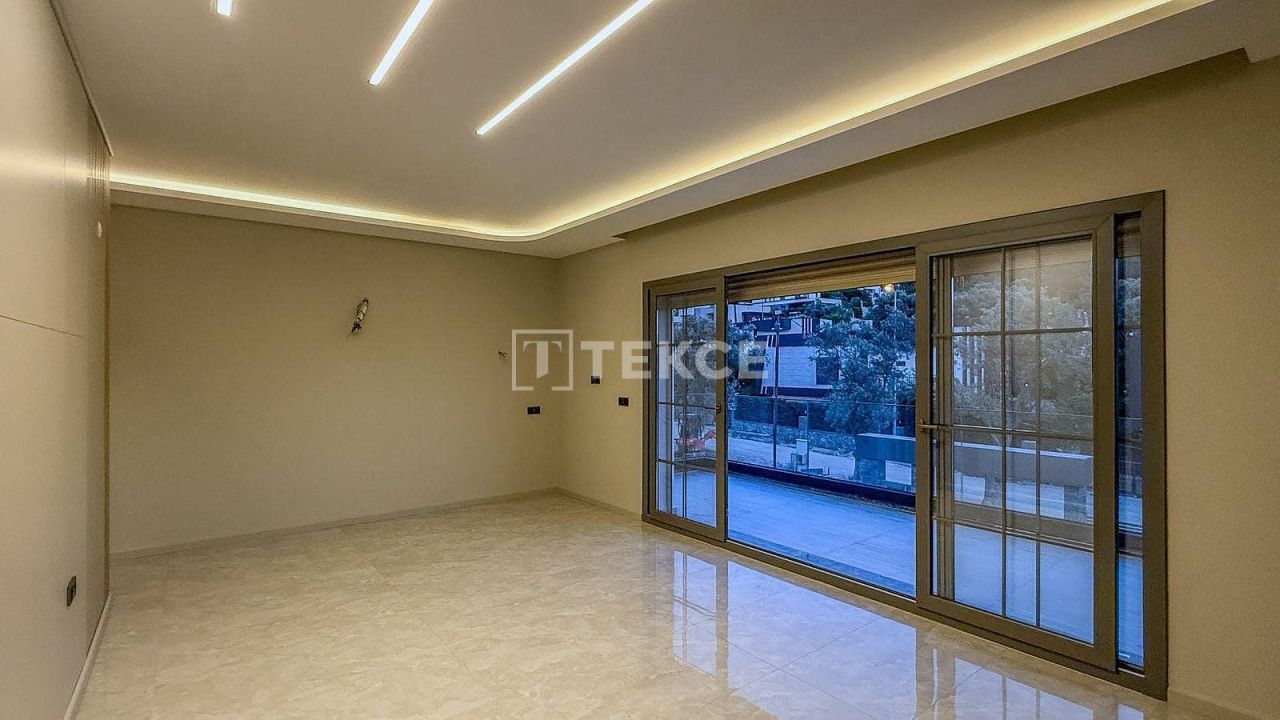 Вилла в Кушадасы, Турция, 250 м² - фото 14