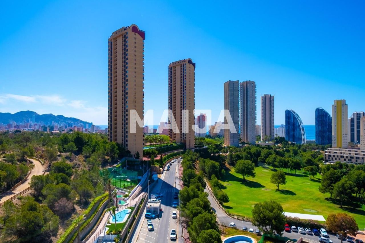 Апартаменты в Бенидорме, Испания, 80 м² - фото 1