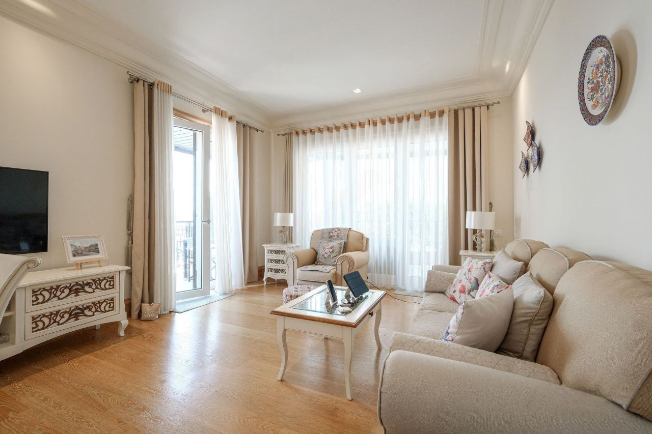 Квартира в Тивате, Черногория, 135 м² - фото 14