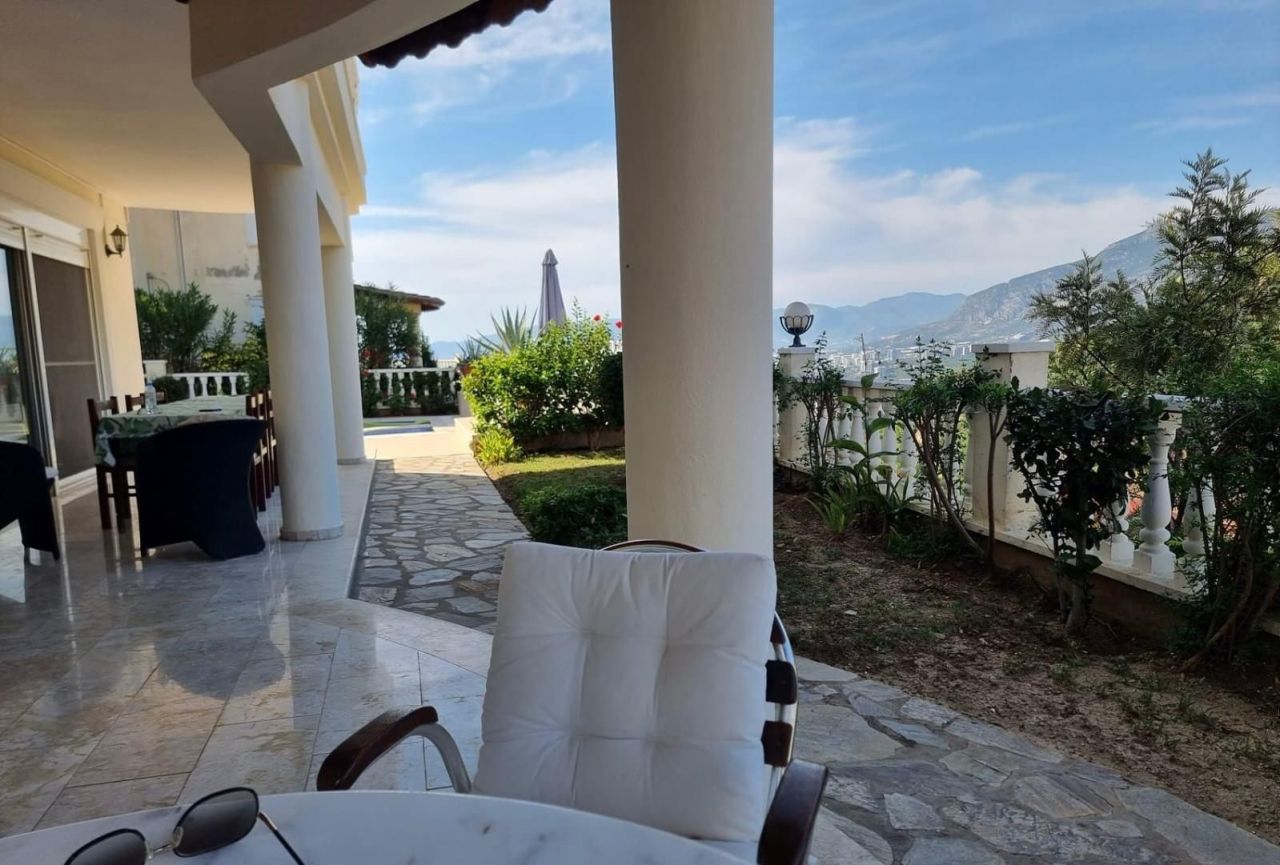 Вилла в Алании, Турция, 200 м² - фото 8