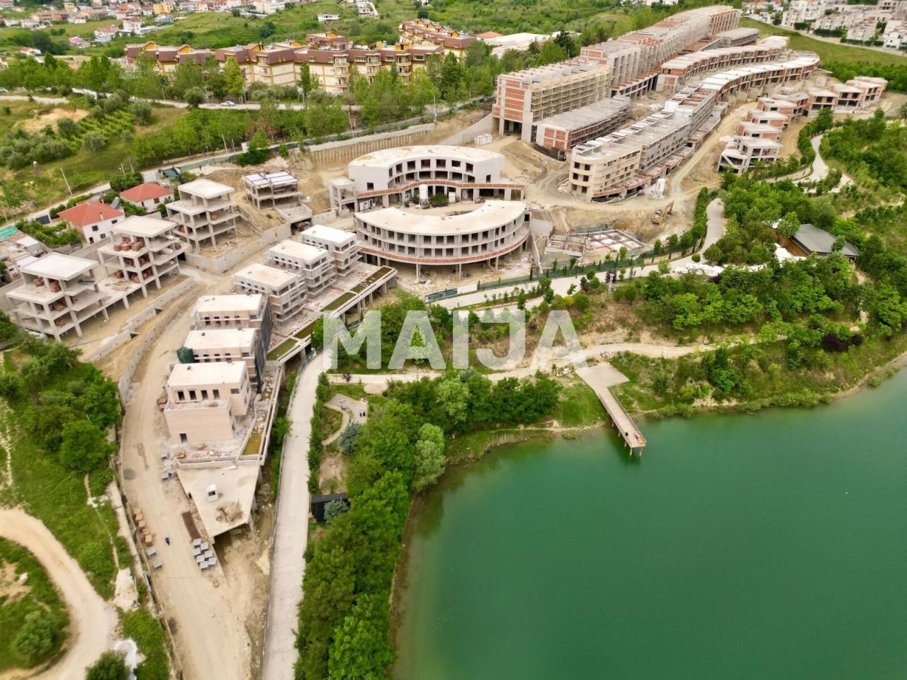 Квартира в Тиране, Албания, 100 м² - фото 1
