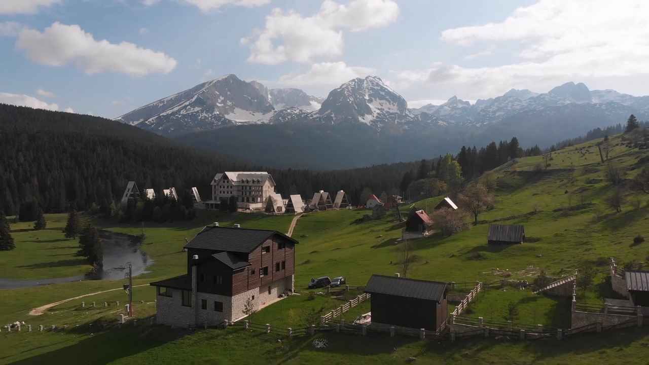 Инвестиционный проект в Жабляке, Черногория, 960 м² - фото 10