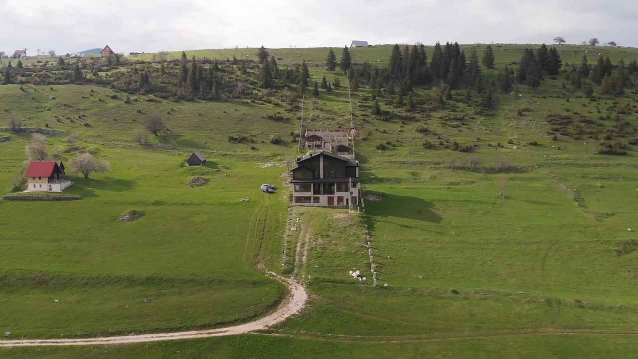 Инвестиционный проект в Жабляке, Черногория, 960 м² - фото 13