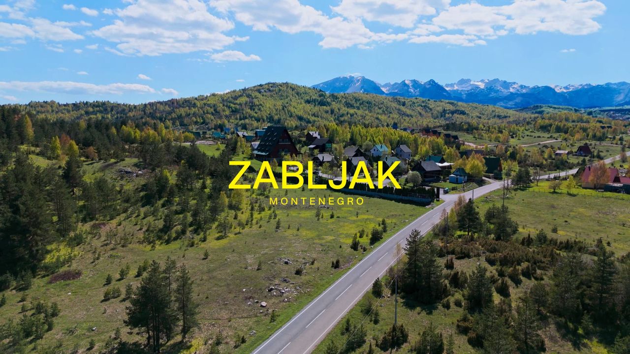 Земля в Жабляке, Черногория, 8 300 м² - фото 1