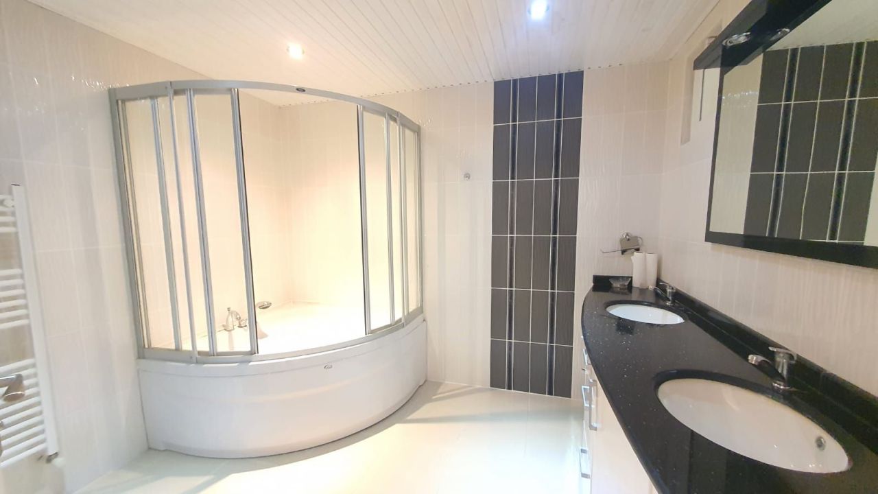 Апартаменты в Алании, Турция, 180 м² - фото 16