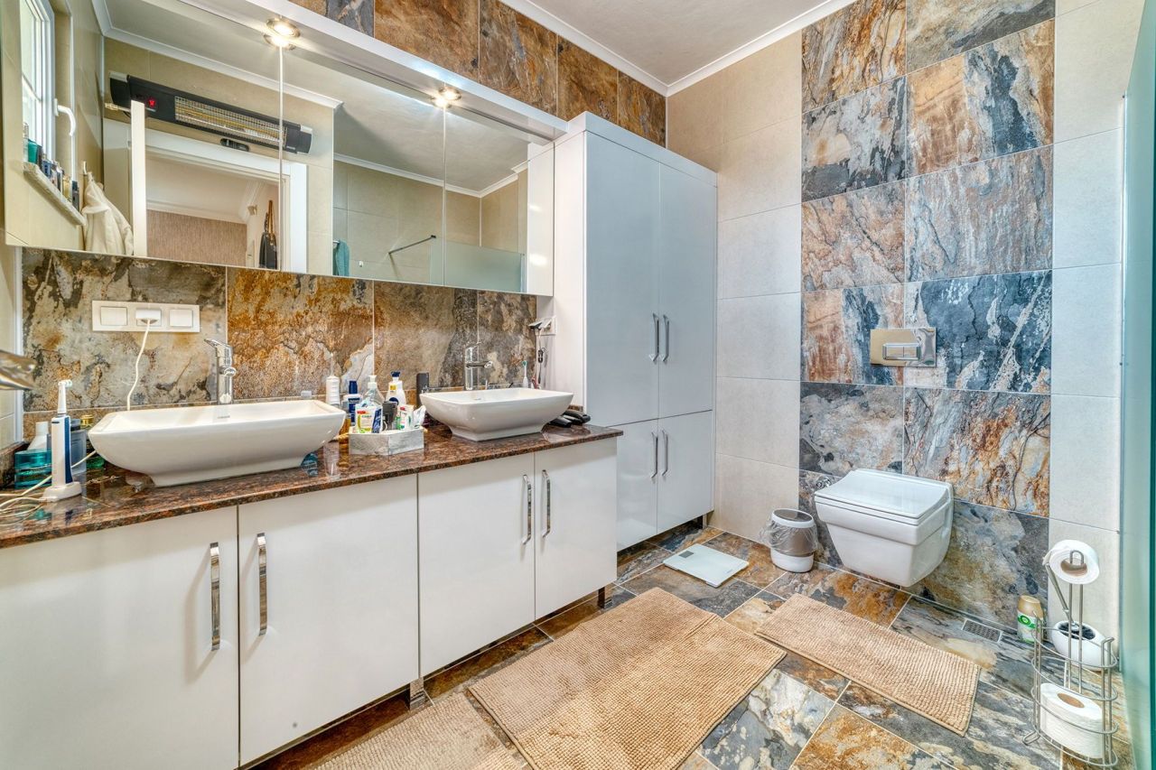 Вилла в Алании, Турция, 220 м² - фото 18