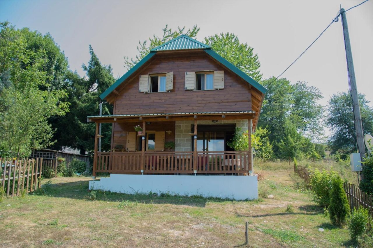 Дом в Колашине, Черногория, 100 м² - фото 1