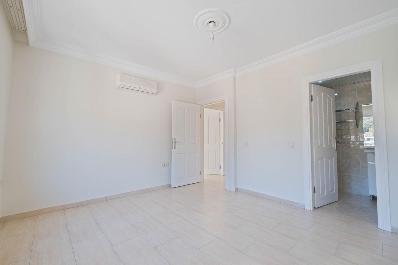 Апартаменты в Алании, Турция, 140 м² - фото 2