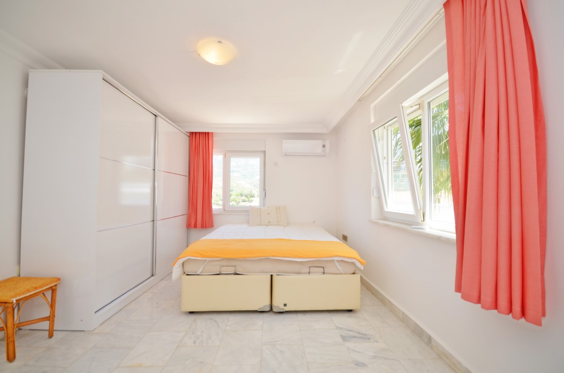 Вилла в Алании, Турция, 350 м² - фото 4