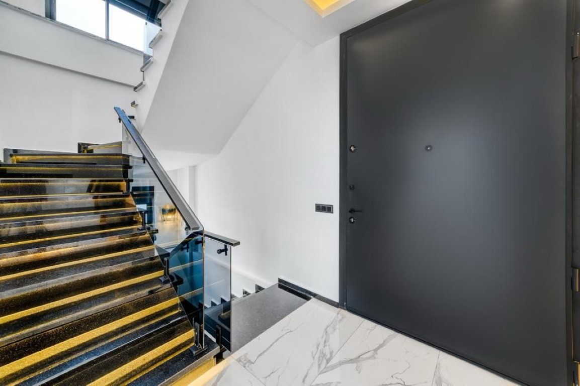 Вилла в Алании, Турция, 300 м² - фото 7