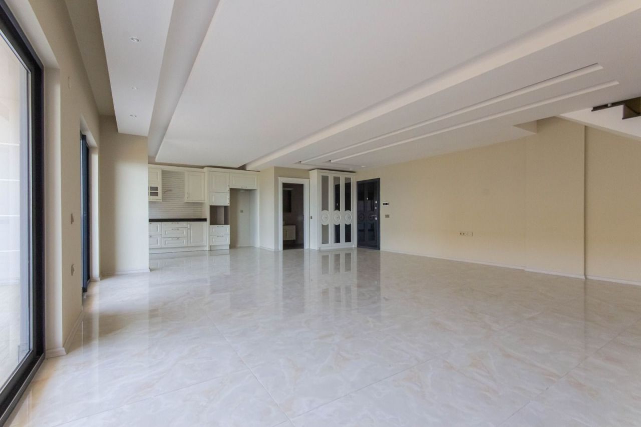 Апартаменты в Алании, Турция, 200 м² - фото 12