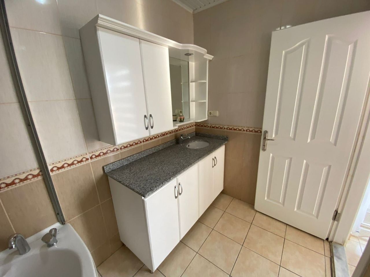 Апартаменты в Алании, Турция, 250 м² - фото 16