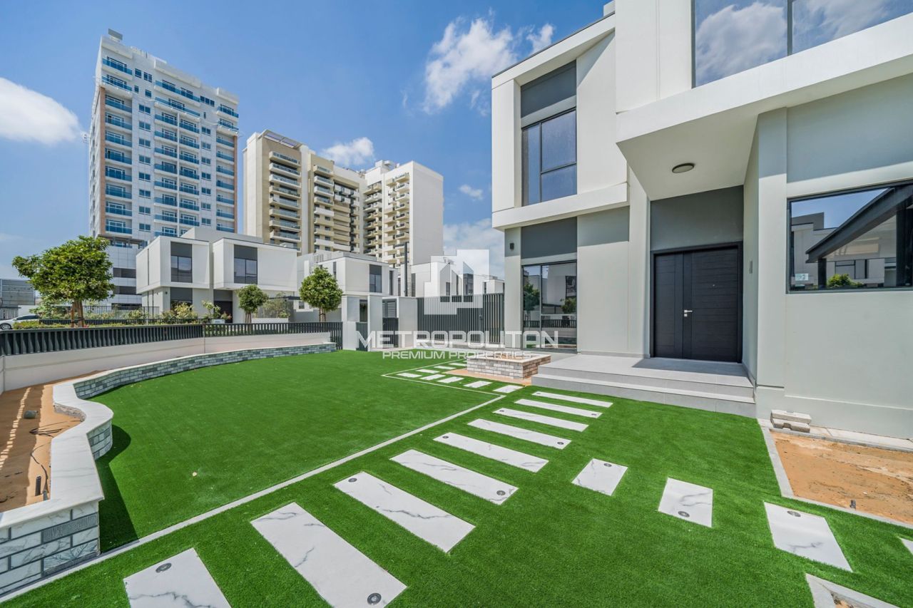 Вилла в Дубае, ОАЭ, 575 м² - фото 1