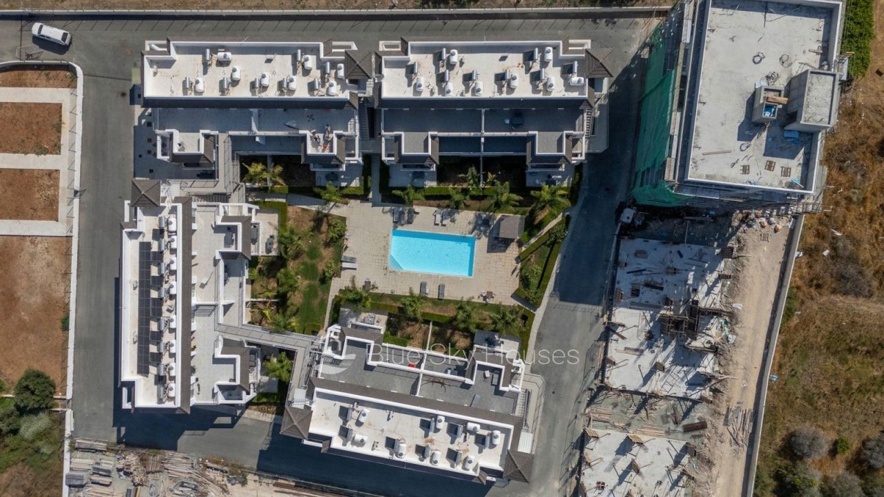 Студия в Лимасоле, Кипр, 47 м² - фото 1