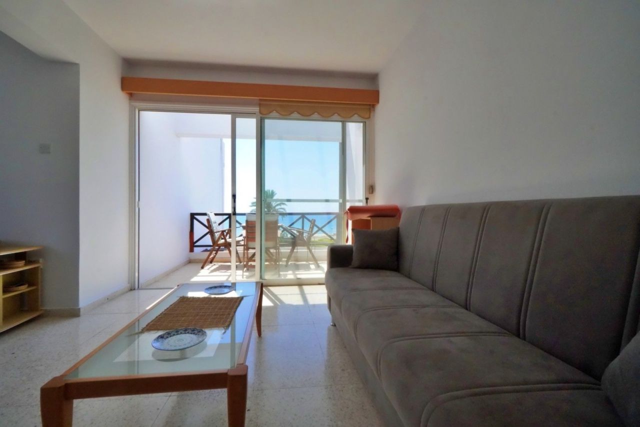 Апартаменты в Ларнаке, Кипр, 72 м² - фото 9