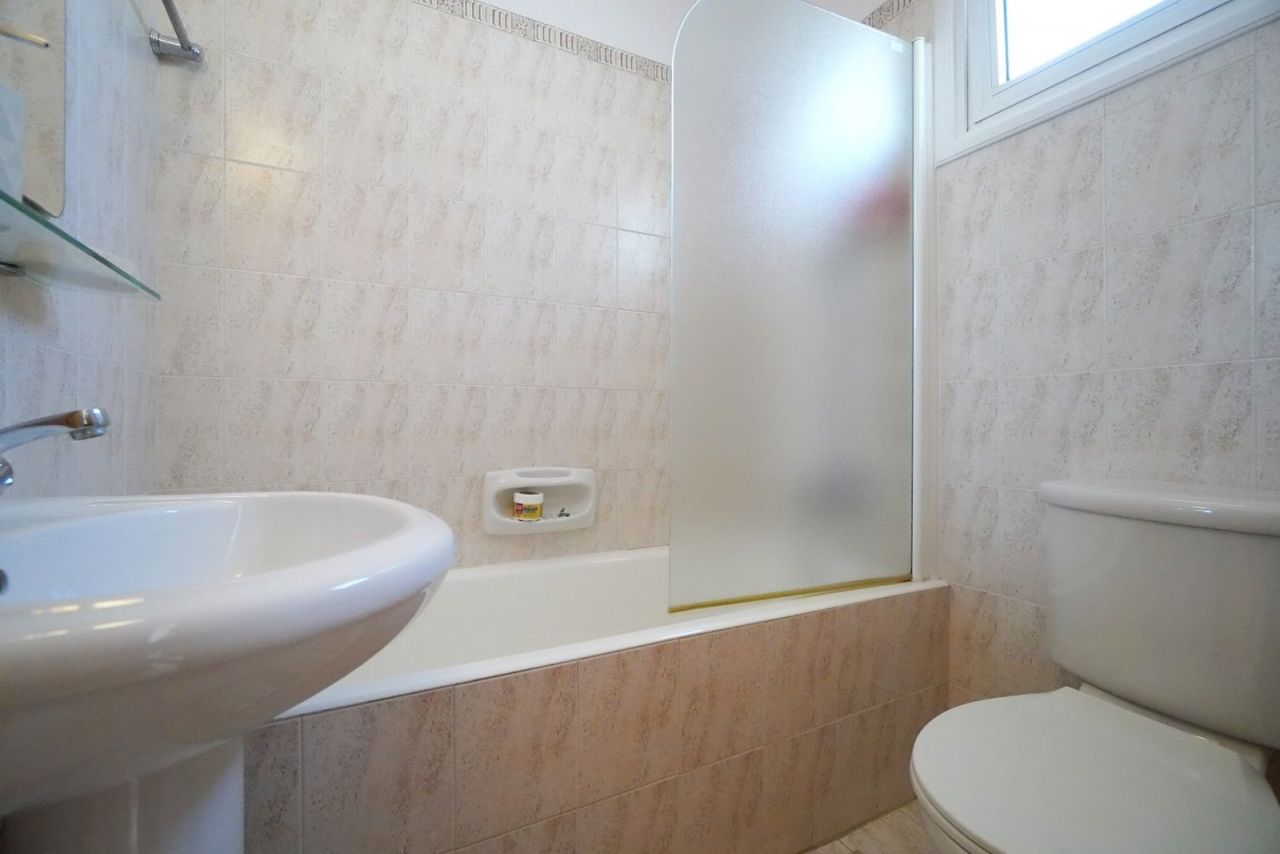 Апартаменты в Ларнаке, Кипр, 72 м² - фото 12