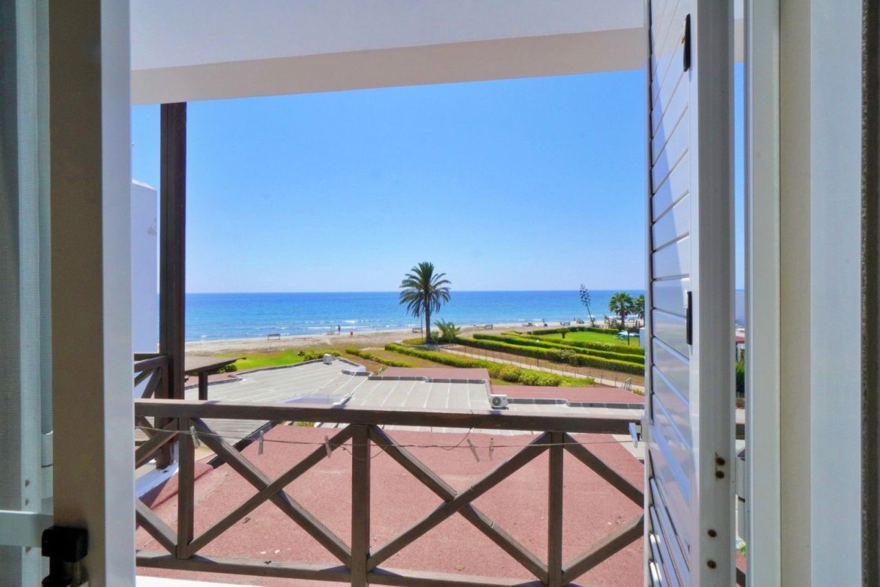 Апартаменты в Ларнаке, Кипр, 72 м² - фото 16