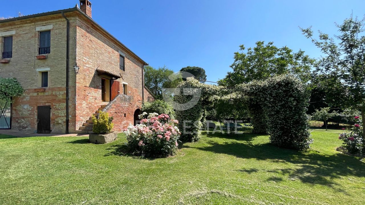 Дом в Монтепульчано, Италия, 440.35 м² - фото 10