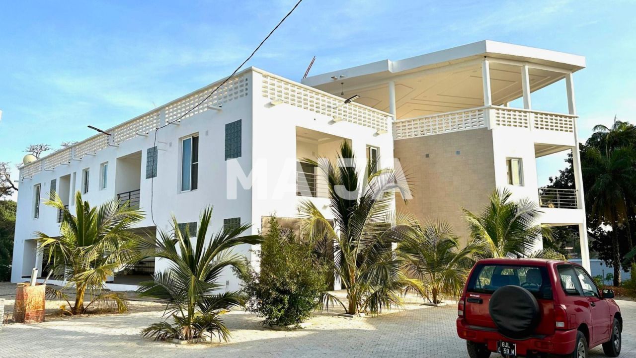 Вилла Tujering, Гамбия, 1 600 м² - фото 1