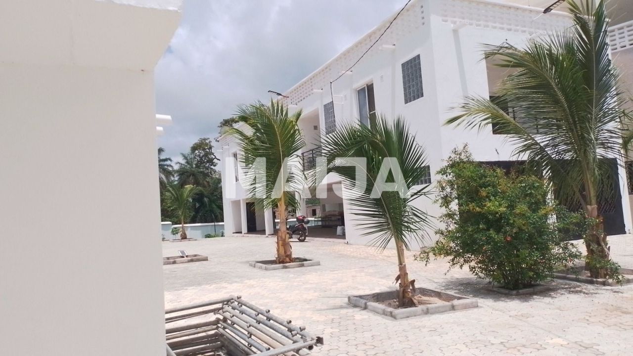 Вилла Tujering, Гамбия, 1 600 м² - фото 3