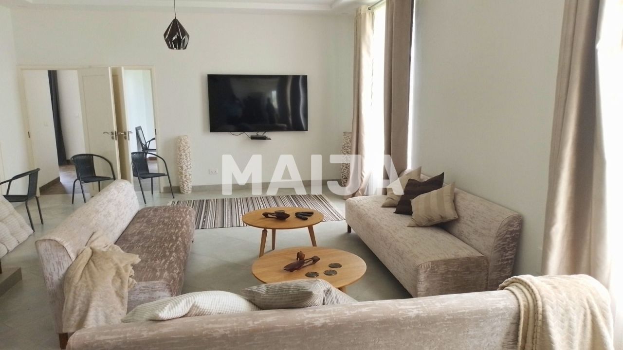 Вилла Tujering, Гамбия, 1 600 м² - фото 7