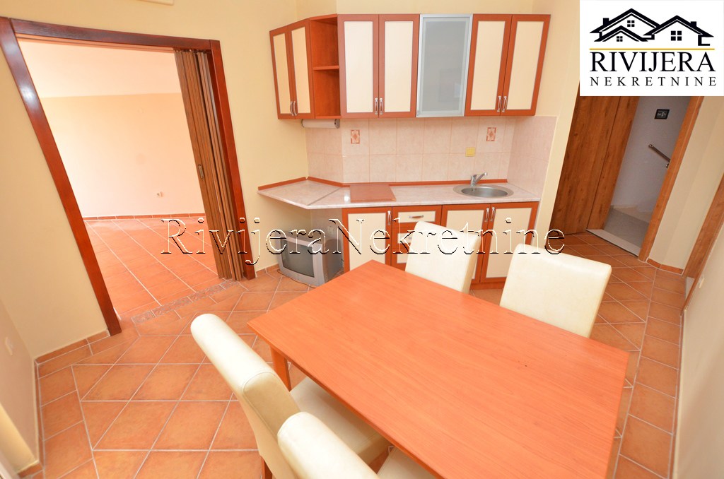 Квартира в Херцег-Нови, Черногория, 84 м² - фото 5