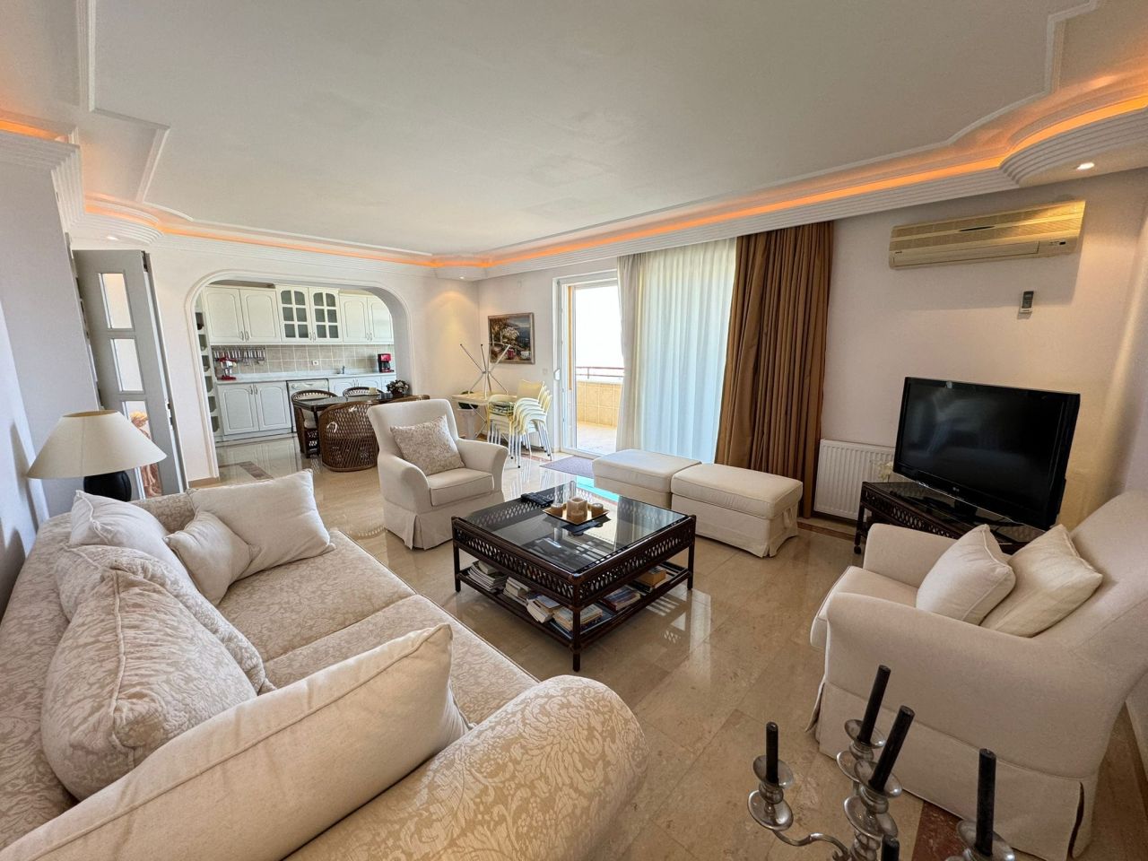 Апартаменты в Алании, Турция, 270 м² - фото 1