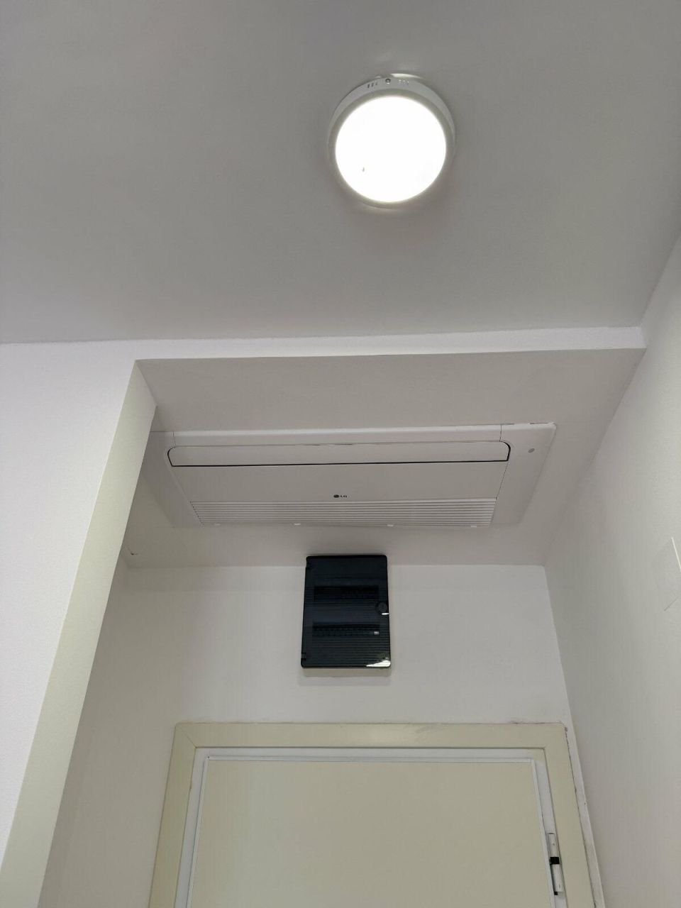 Квартира в Баре, Черногория, 49 м² - фото 2