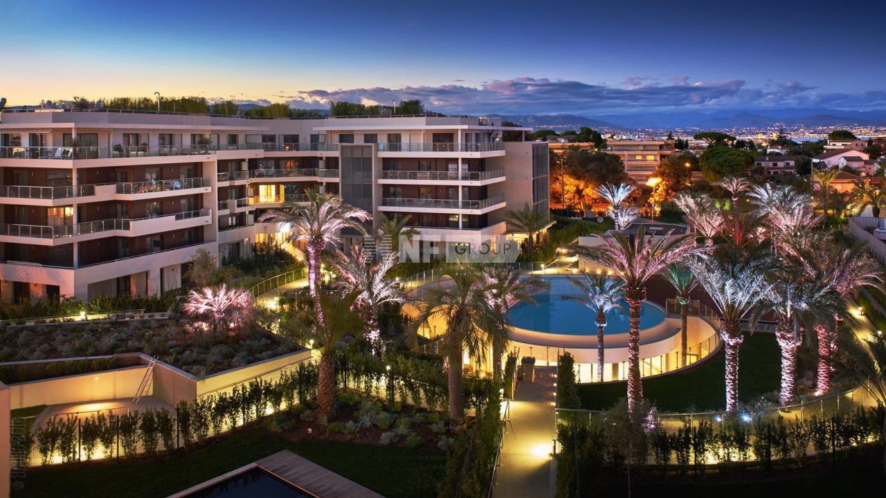 Апартаменты в Кап д’Антиб, Франция, 91 м² - фото 2