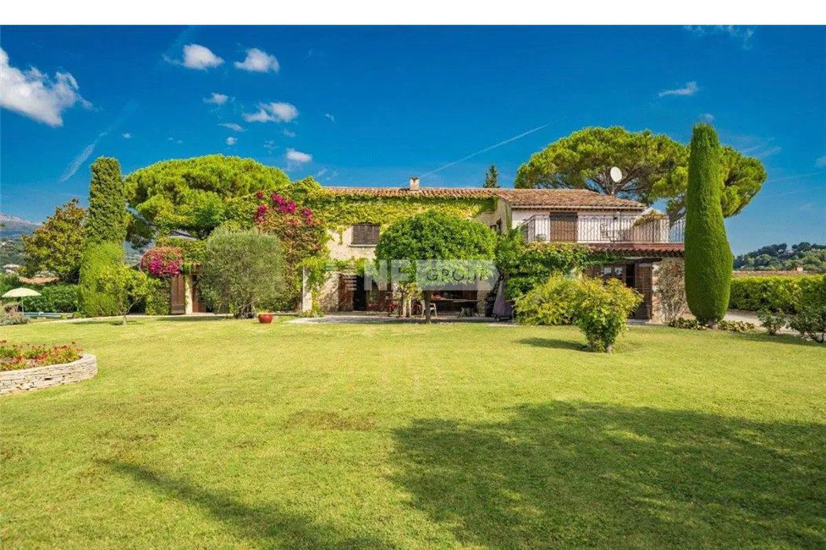 Вилла в Сен-Поль-де-Ванс, Франция, 800 м² - фото 4