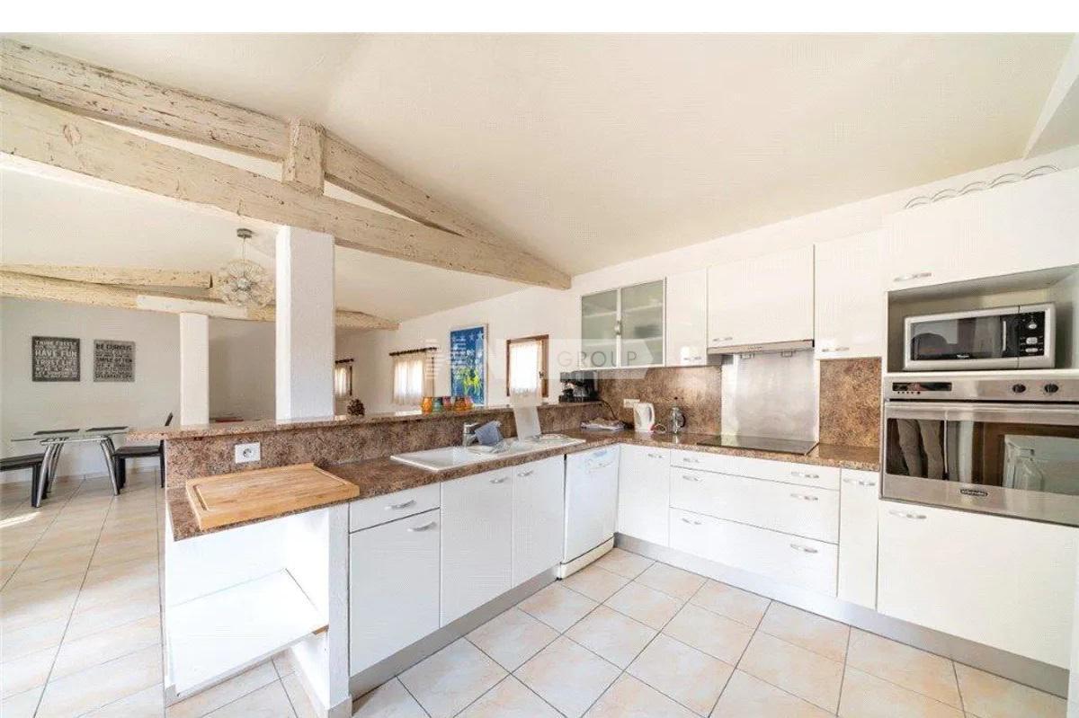 Вилла в Сен-Поль-де-Ванс, Франция, 800 м² - фото 11