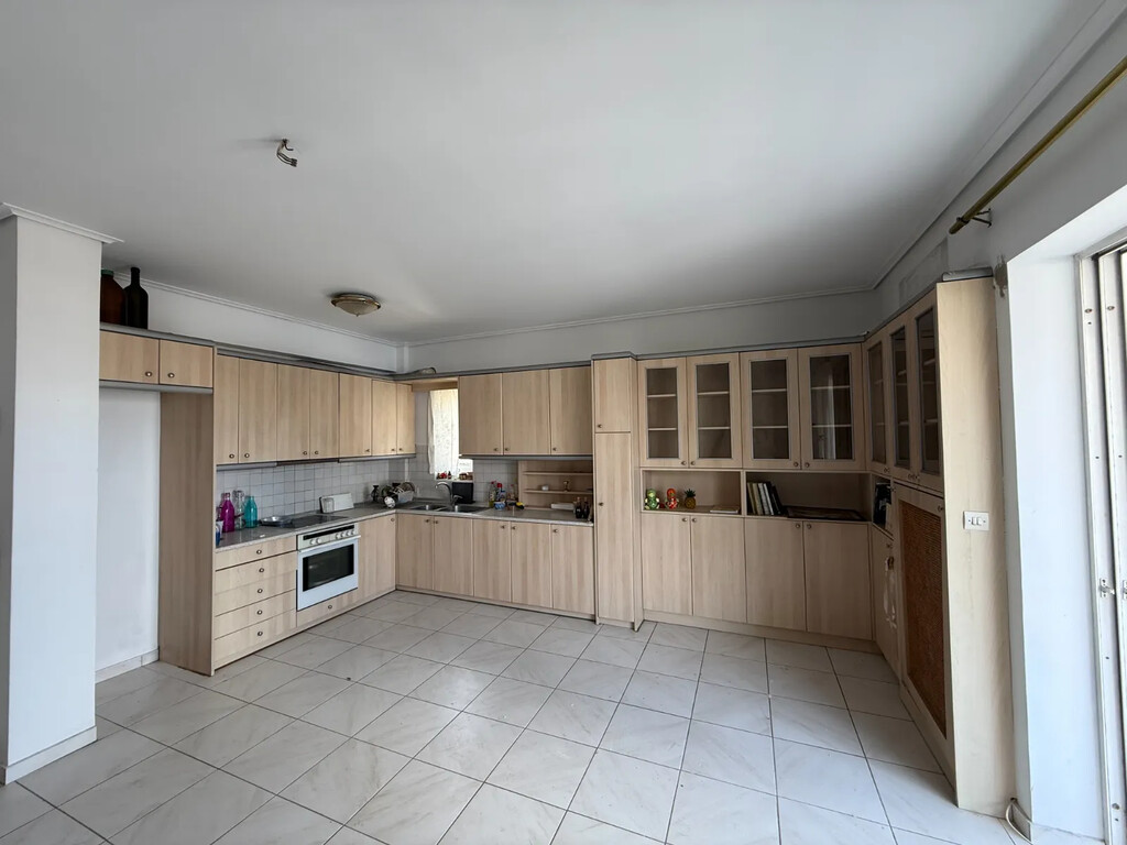 Квартира в Афинах, Греция, 70 м² - фото 1