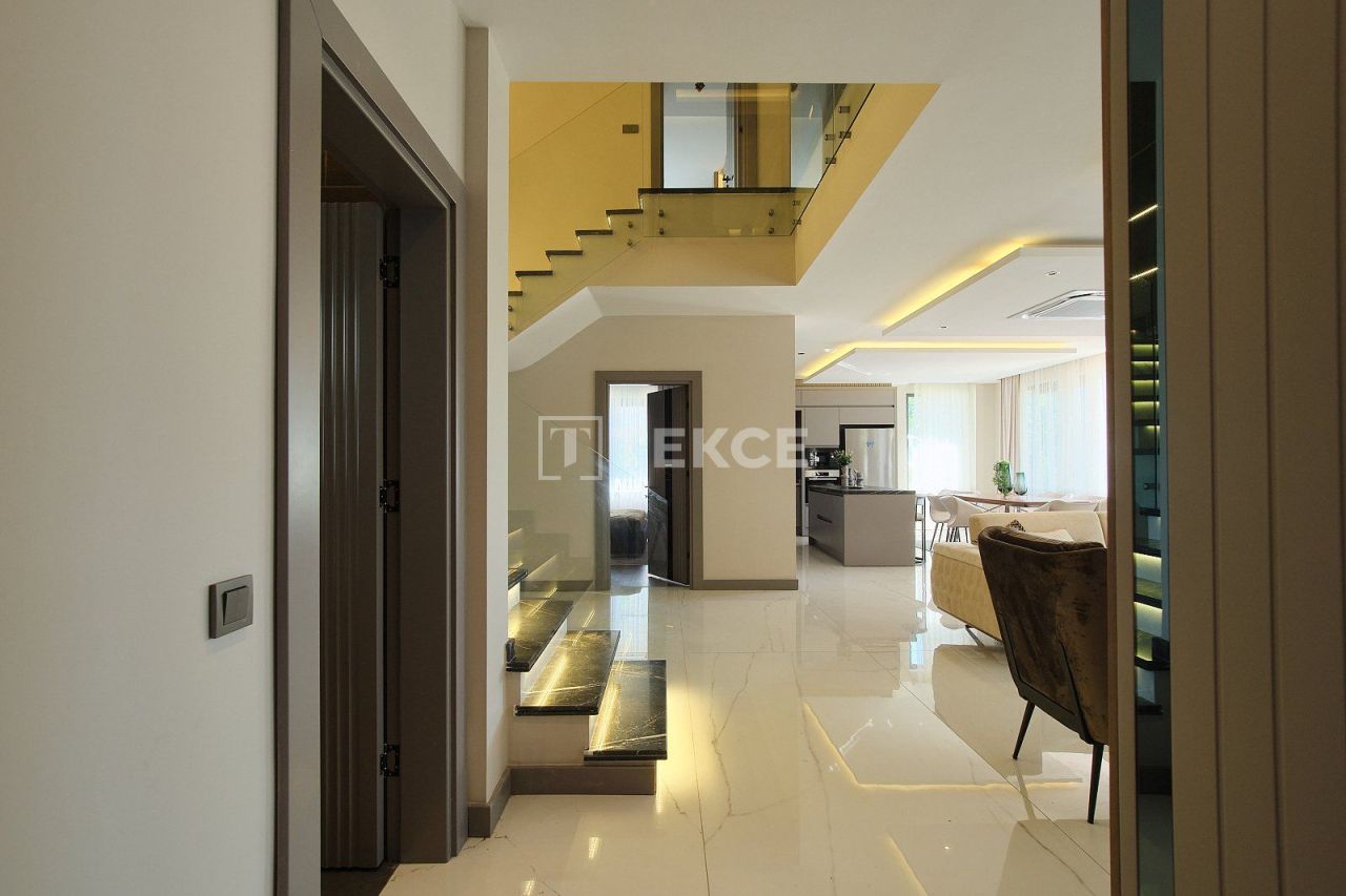 Вилла в Алании, Турция, 265 м² - фото 15