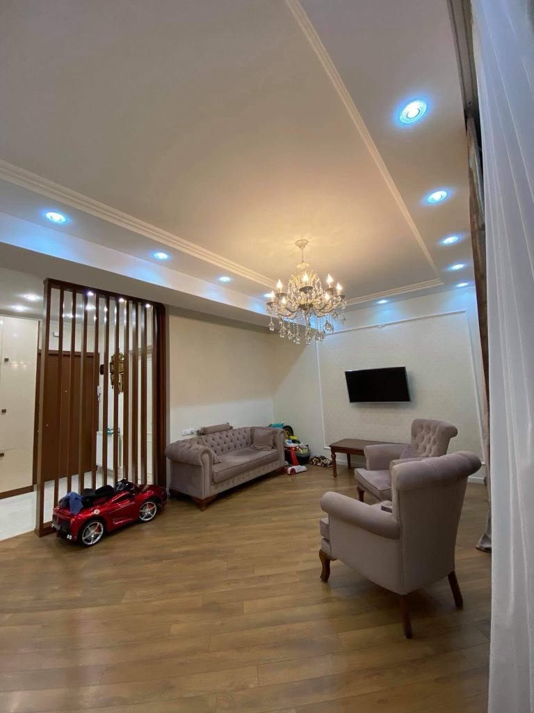 Квартира в Тбилиси, Грузия, 107.7 м² - фото 1