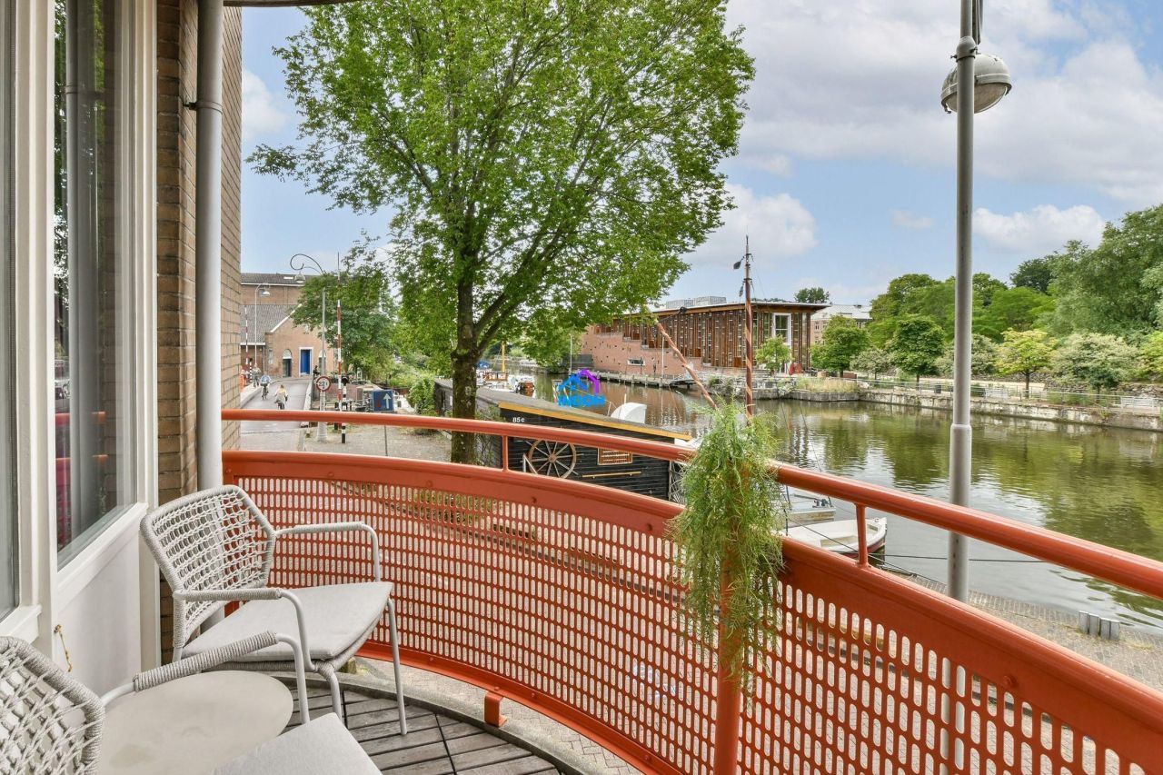 Апартаменты в Амстердаме, Нидерланды, 54 м² - фото 1