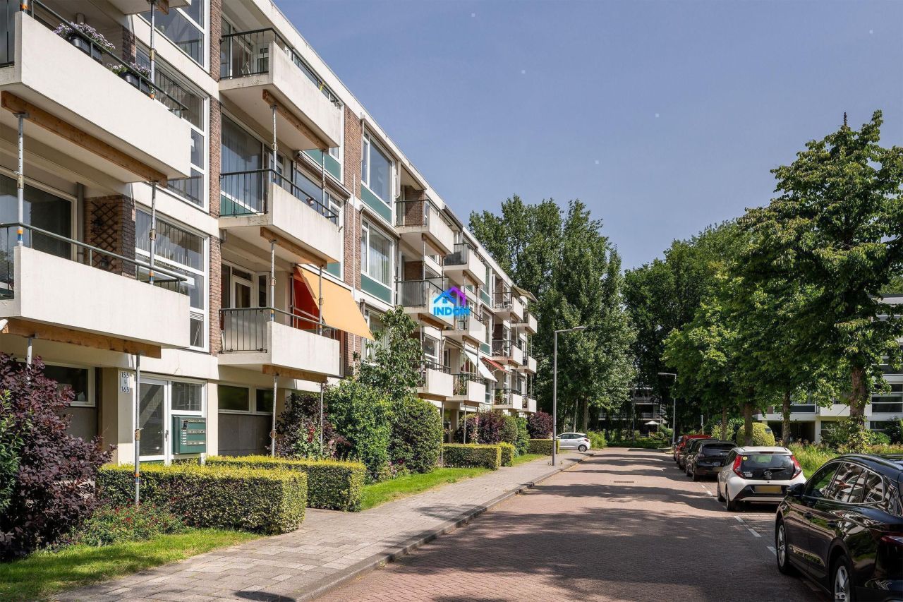 Апартаменты в Роттердаме, Нидерланды, 77 м² - фото 1