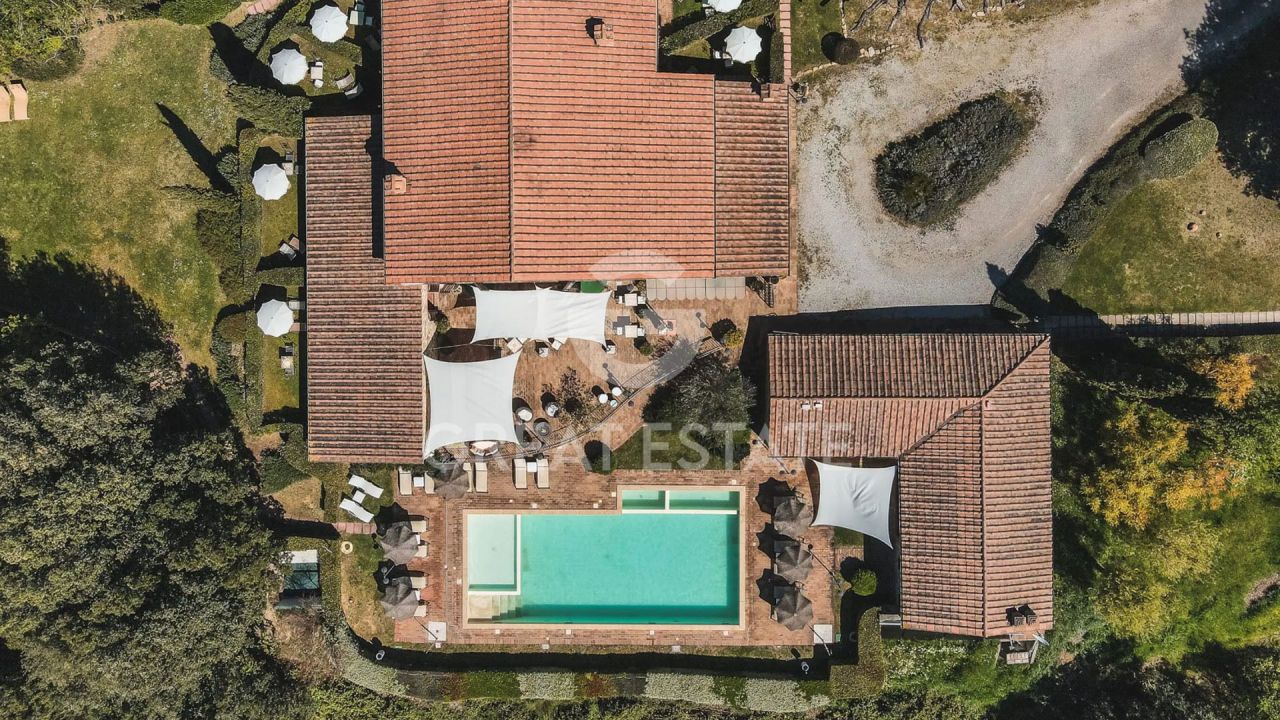 Дом в Роккастраде, Италия, 780 м² - фото 3