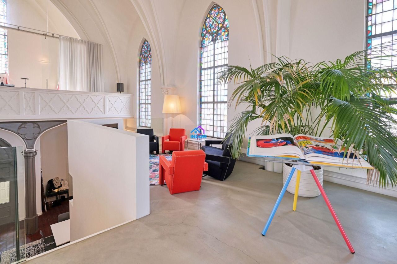 Дом в Утрехте, Нидерланды, 481 м² - фото 9