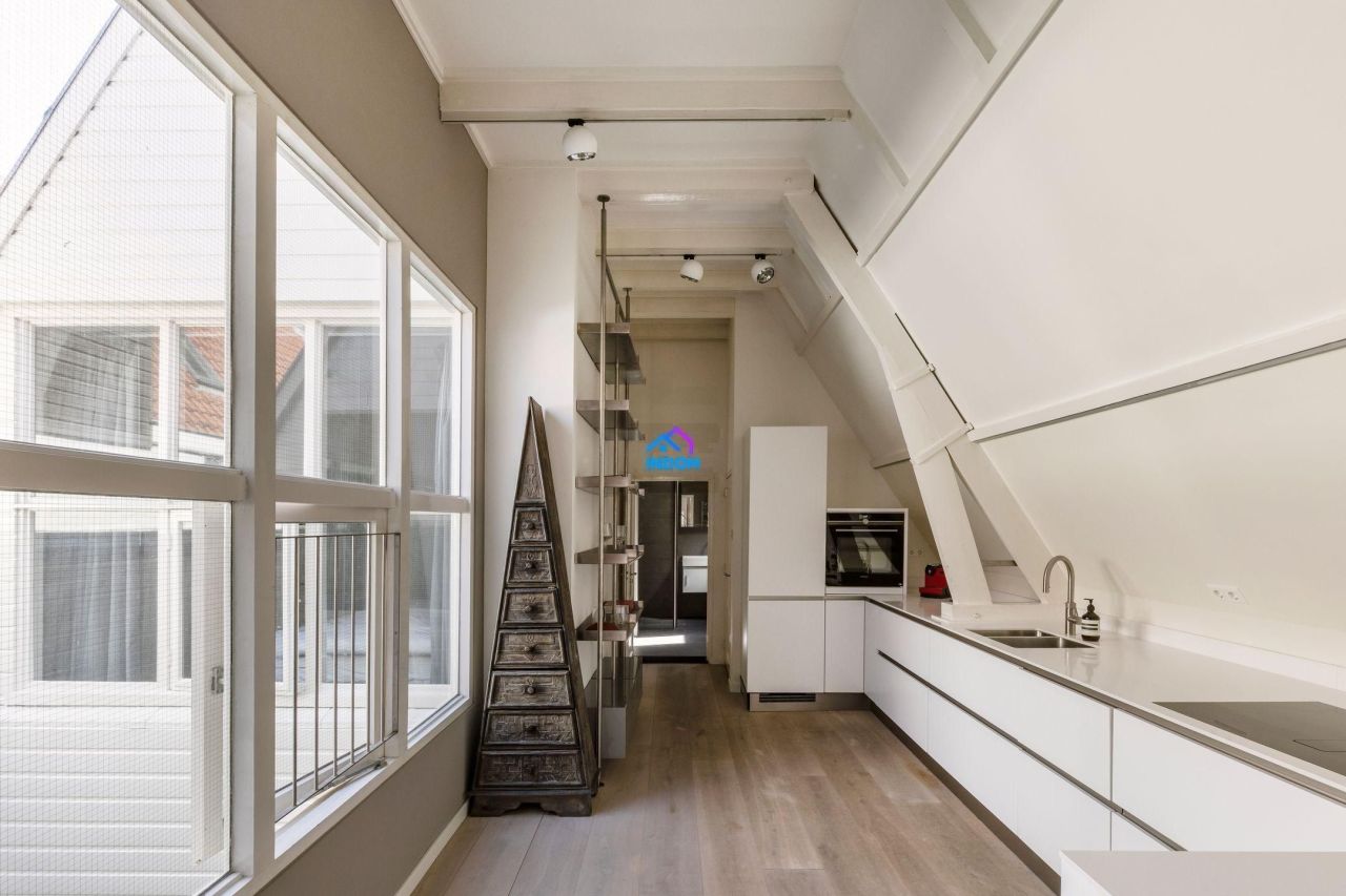 Апартаменты в Амстердаме, Нидерланды, 140 м² - фото 9