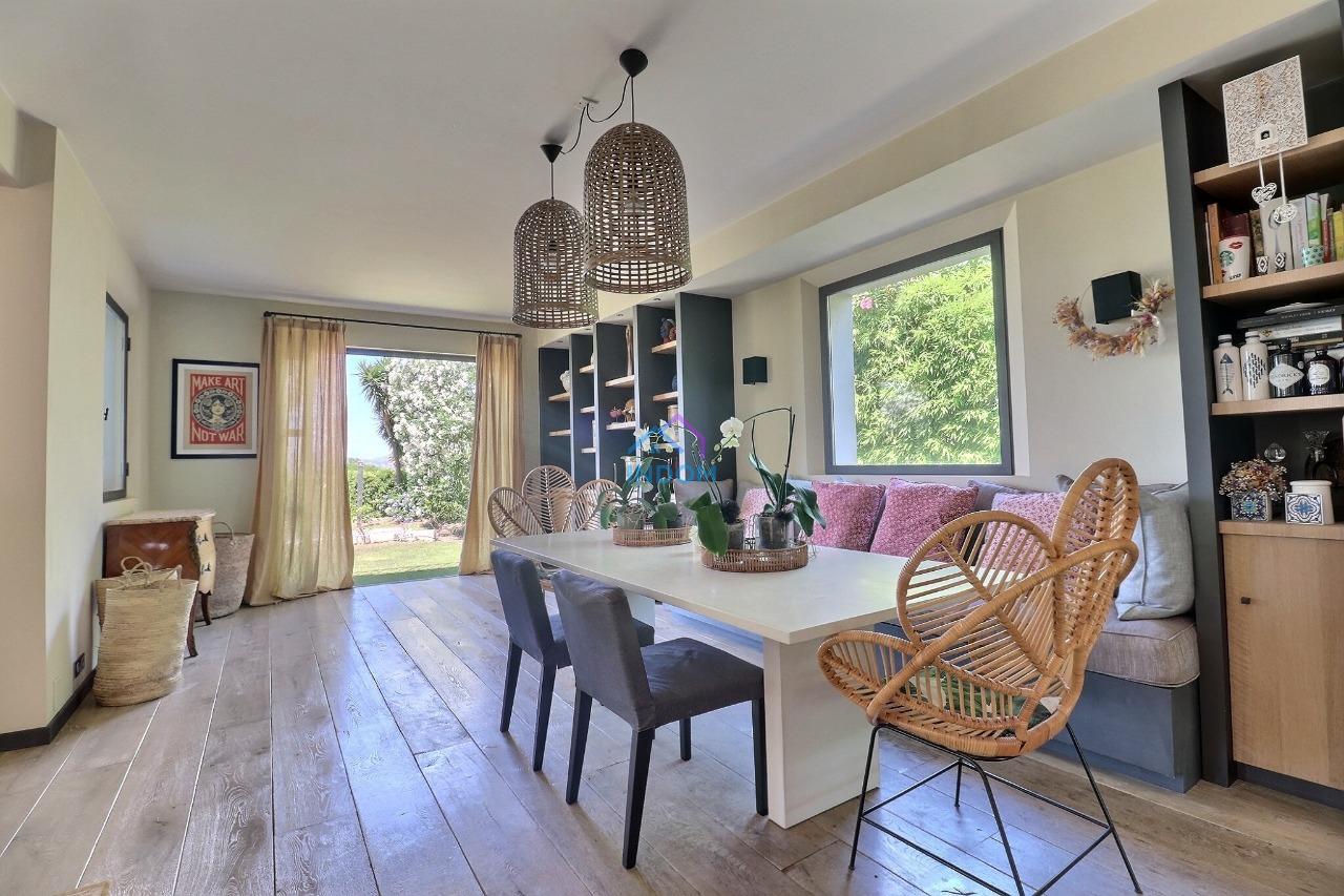 Вилла в Сен-Тропе, Франция, 385 м² - фото 10