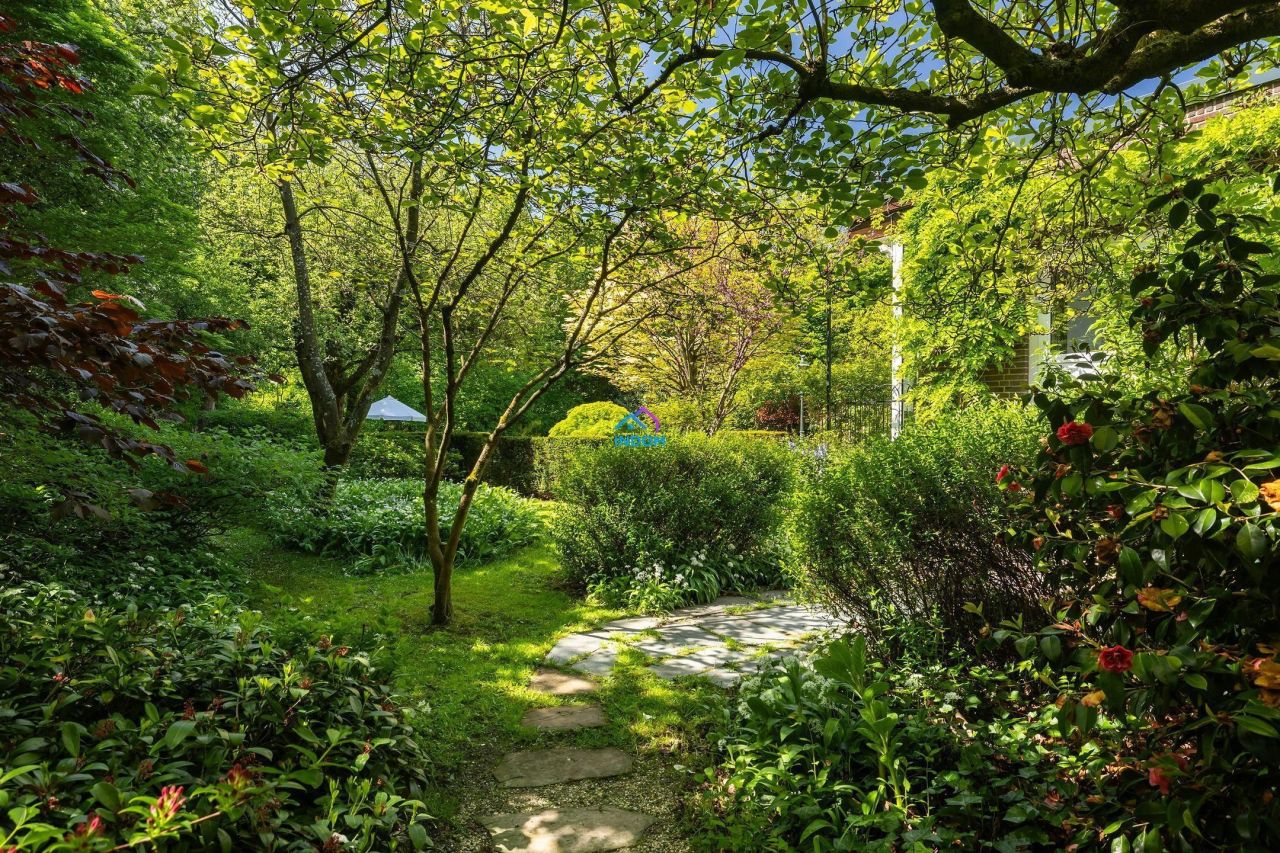 Вилла в Утрехте, Нидерланды, 353 м² - фото 11