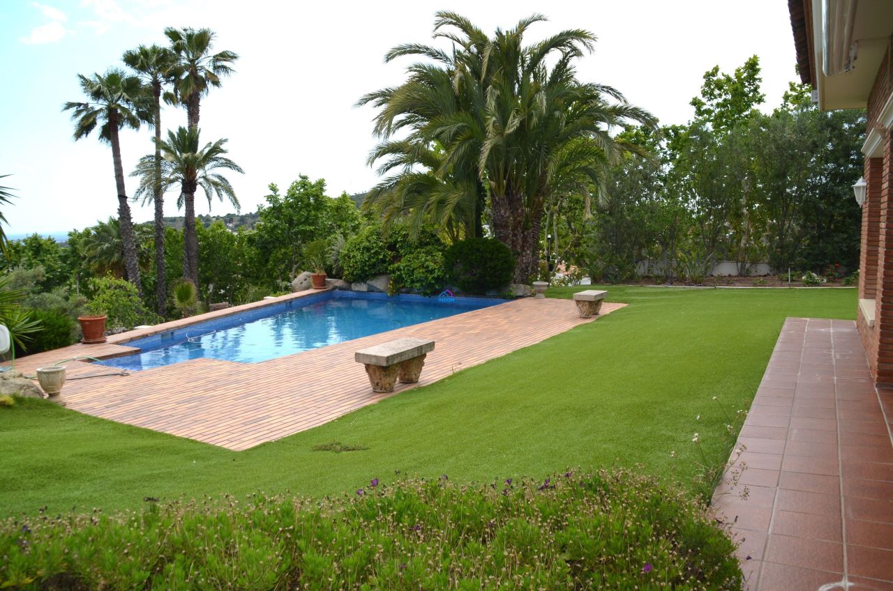 Вилла Барселона. Окрестности, Испания, 1 424 м² - фото 11