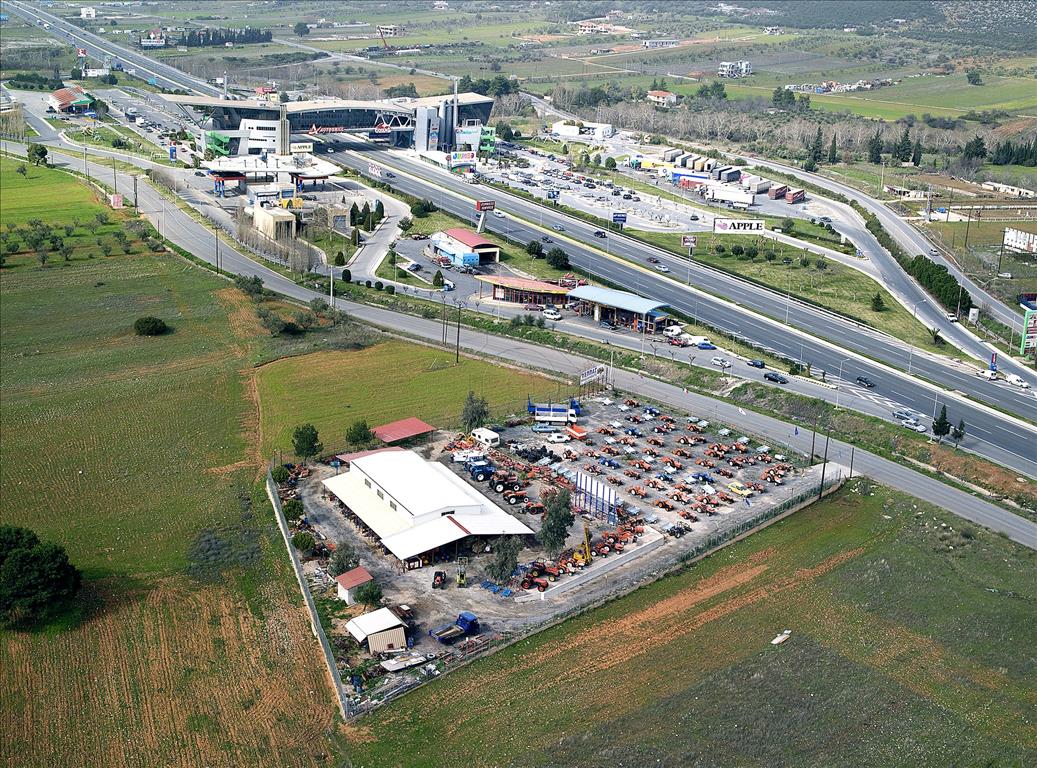 Земля в Аттике, Греция, 5 000 м² - фото 1