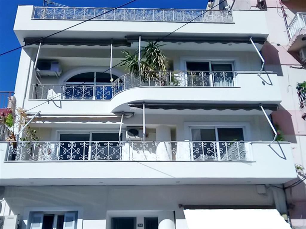Дом в Афинах, Греция, 200 м² - фото 1