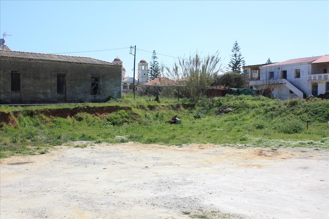 Земля в Ираклионе, Греция, 1 038 м² - фото 1